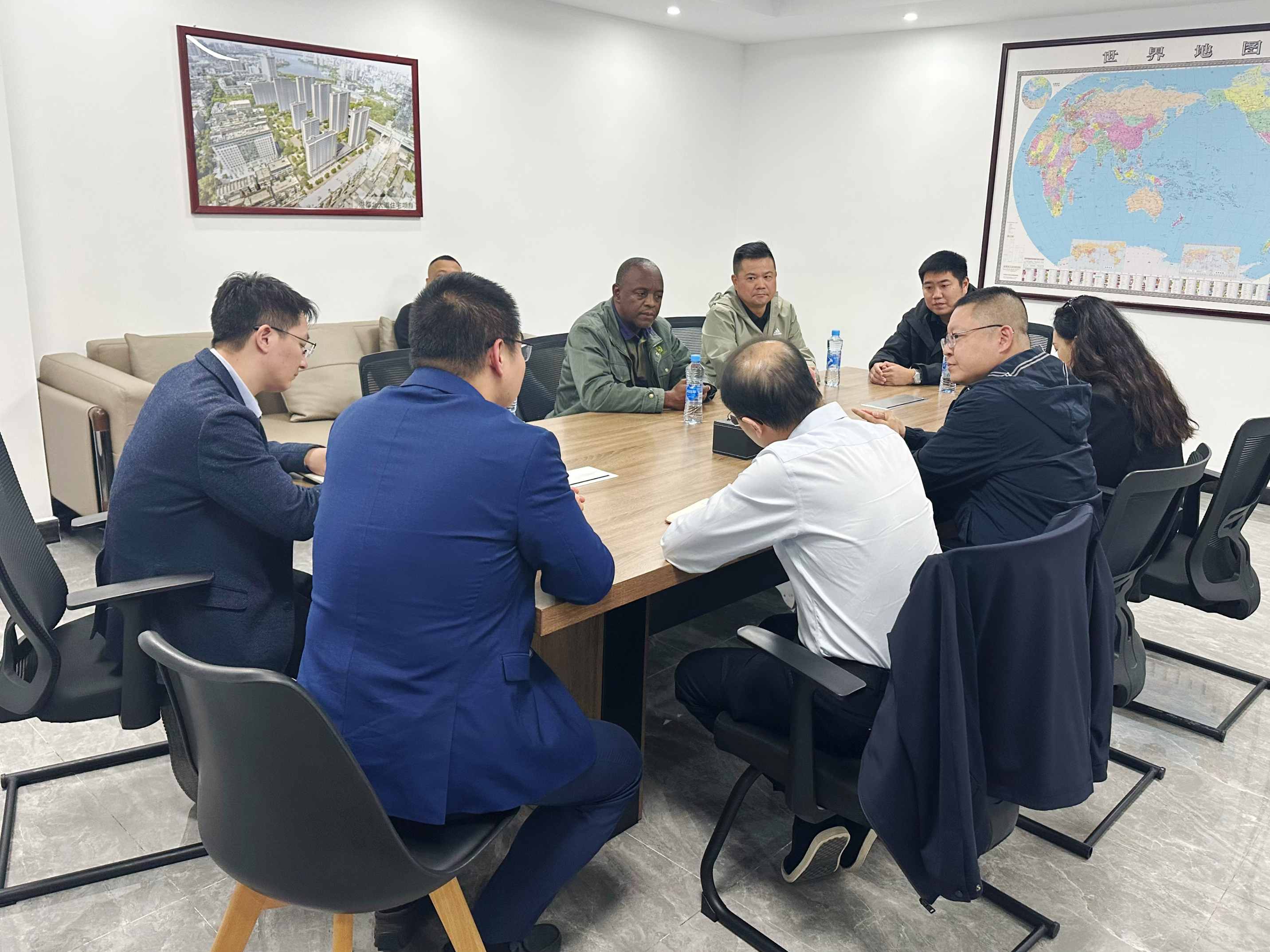 微信图片_20251021161412_343_231.jpg 微信图片_20251021161412_343_231.jpg